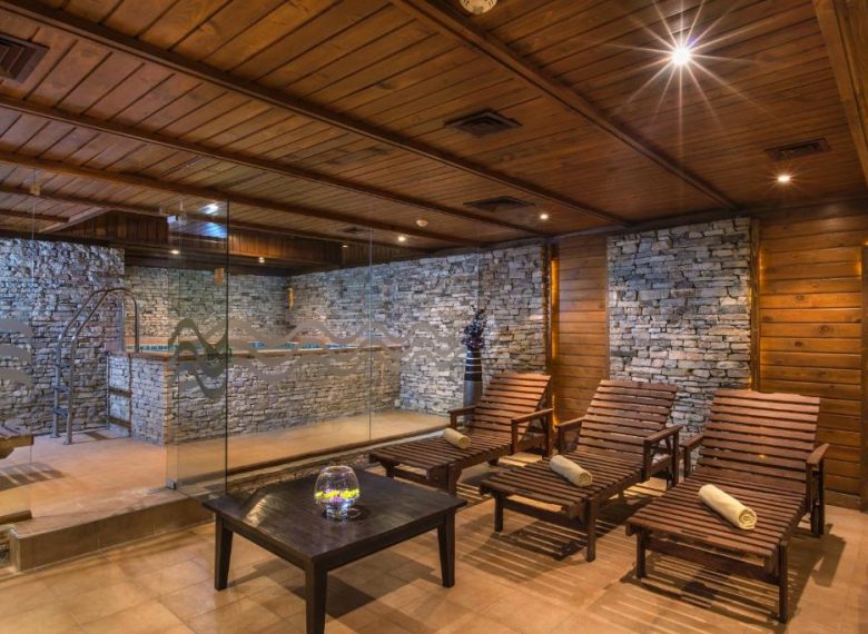 Ταξίδι στο Mura Hotel