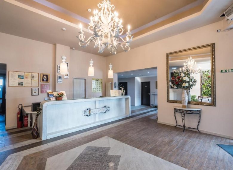 Διαμονή Zara Complex Hotel - Escape Dream Travel